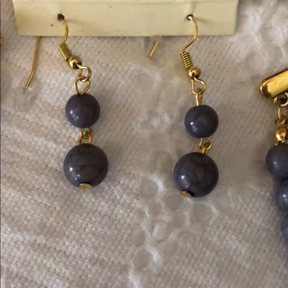 CHARCOAL Bead Strand Necklace & Earrings set - Picture 5 of 9